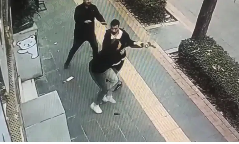 Diyarbakır’da tetiği çekti, silah tutukluk yaptı! O anlar kamerada