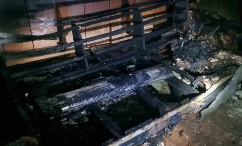 Diyarbakır’da apartmanda yangın: Daire kullanılamaz hale geldi