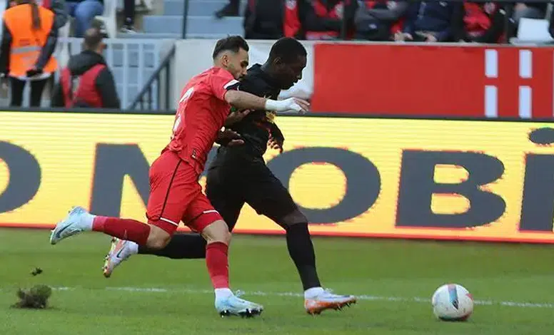 Amedspor – Manisa FK maçında devre 0-0 tamamlandı