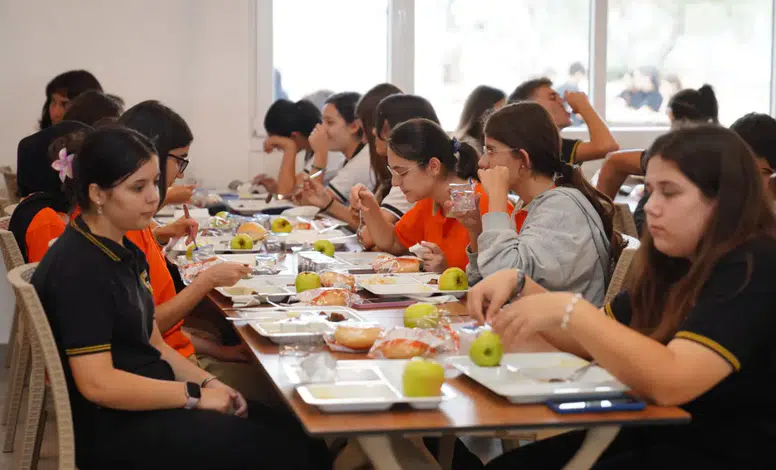 Diyarbakır’da öğrencilere büyük destek! 3 gün yemekler ücretsiz