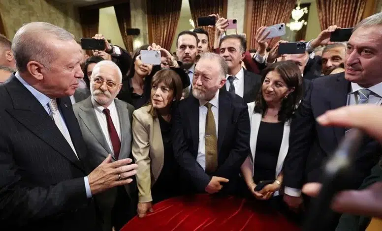 Kürt basınında DEM Parti'ye eleştiriler sertleşiyor