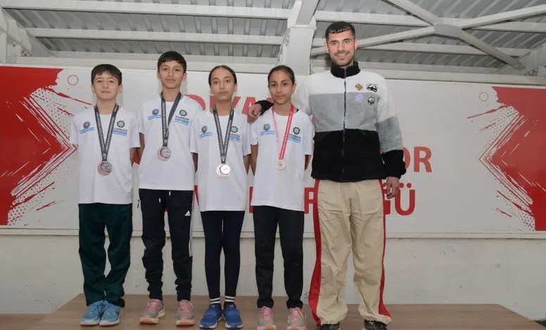 Diyarbakır’a Bursa’dan iki madalya: Genç atletlerden büyük başarı