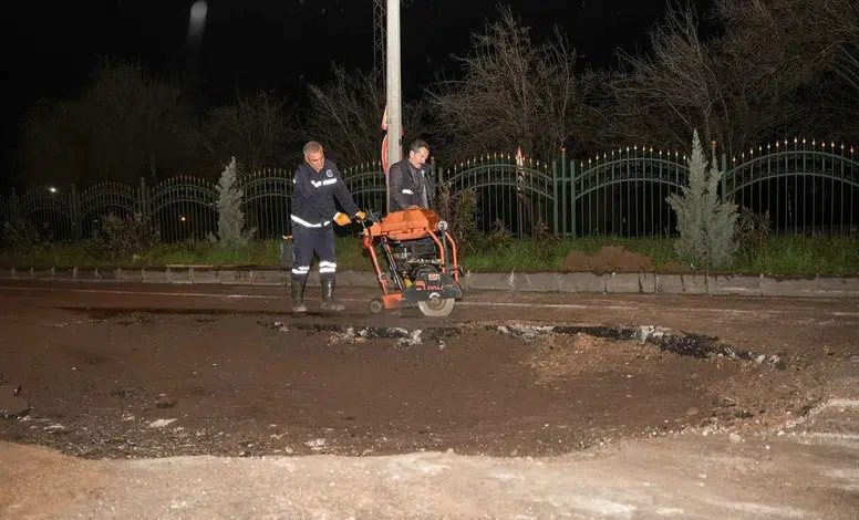 Seyrantepe'deki yol çökmesinin nedeni ortaya çıktı: 30 yıllık kanalizasyon bacası