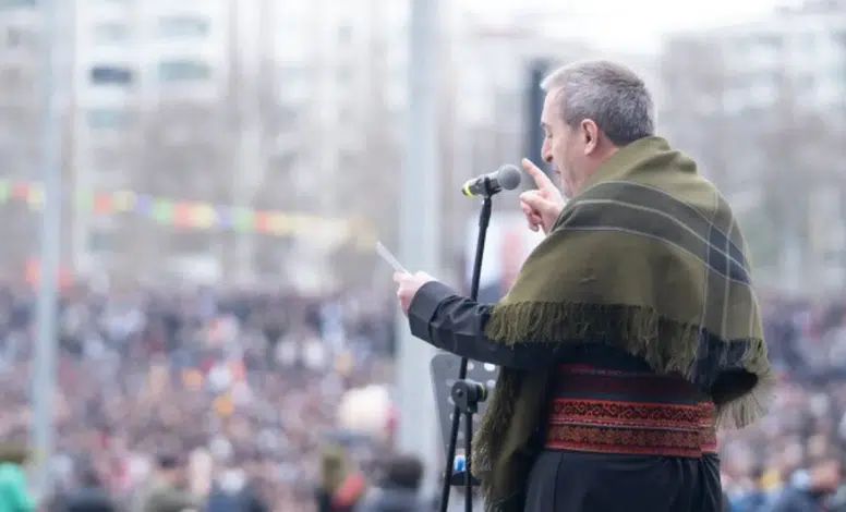Bakırhan’ın Amed Newrozu konuşması: Barış süreci, demokratik dönüşüm ve siyasal çağrılar