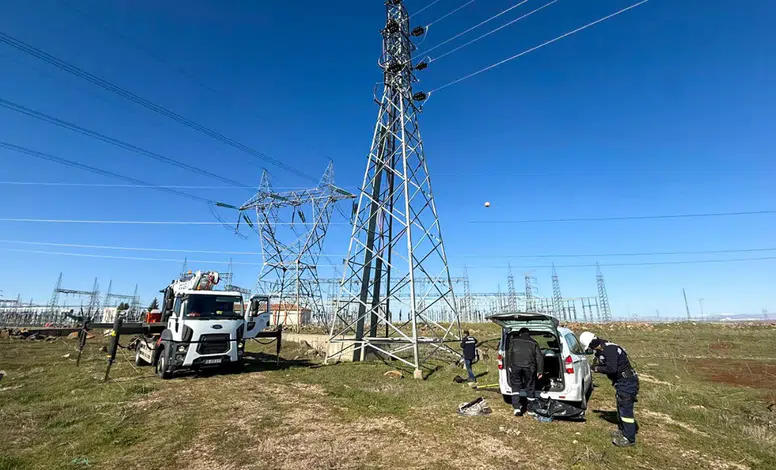 DİSKİ’den kesintisiz su üretimi için enerji hattı bakımı