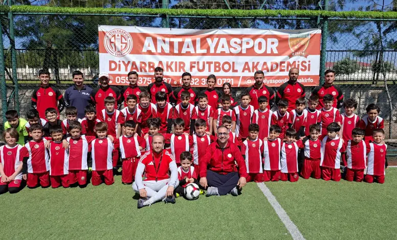 Minik sporculara sağlıklı yaşam eğitimi: Diyarbakır’da anlamlı etkinlik