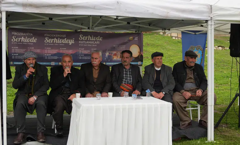 Diyarbakır’da kadim gelenek canlandı! Şenlikte kına, mum ve lokum dağıtıldı