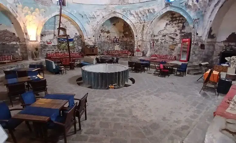 Diyarbakır’ın 500 yıllık şifa kapısı: Tarihi deve hamamı kültür merkezi oldu